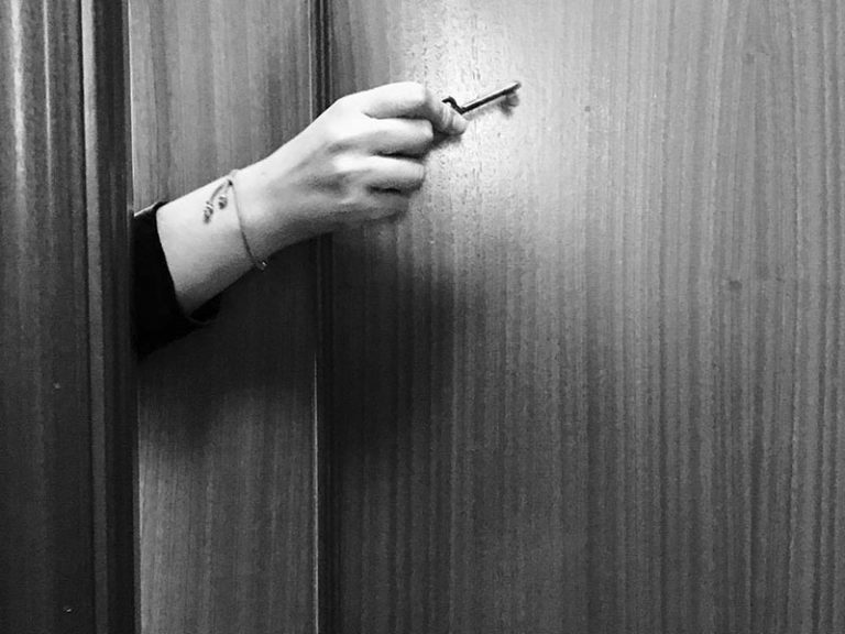 Time to escape / Hora de escapar Leemos en INGLÉS